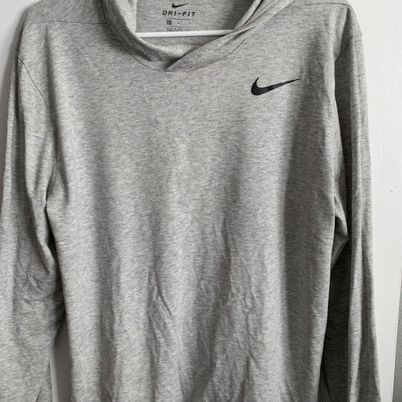 Nike Other - Nike pullover shirt with hood
